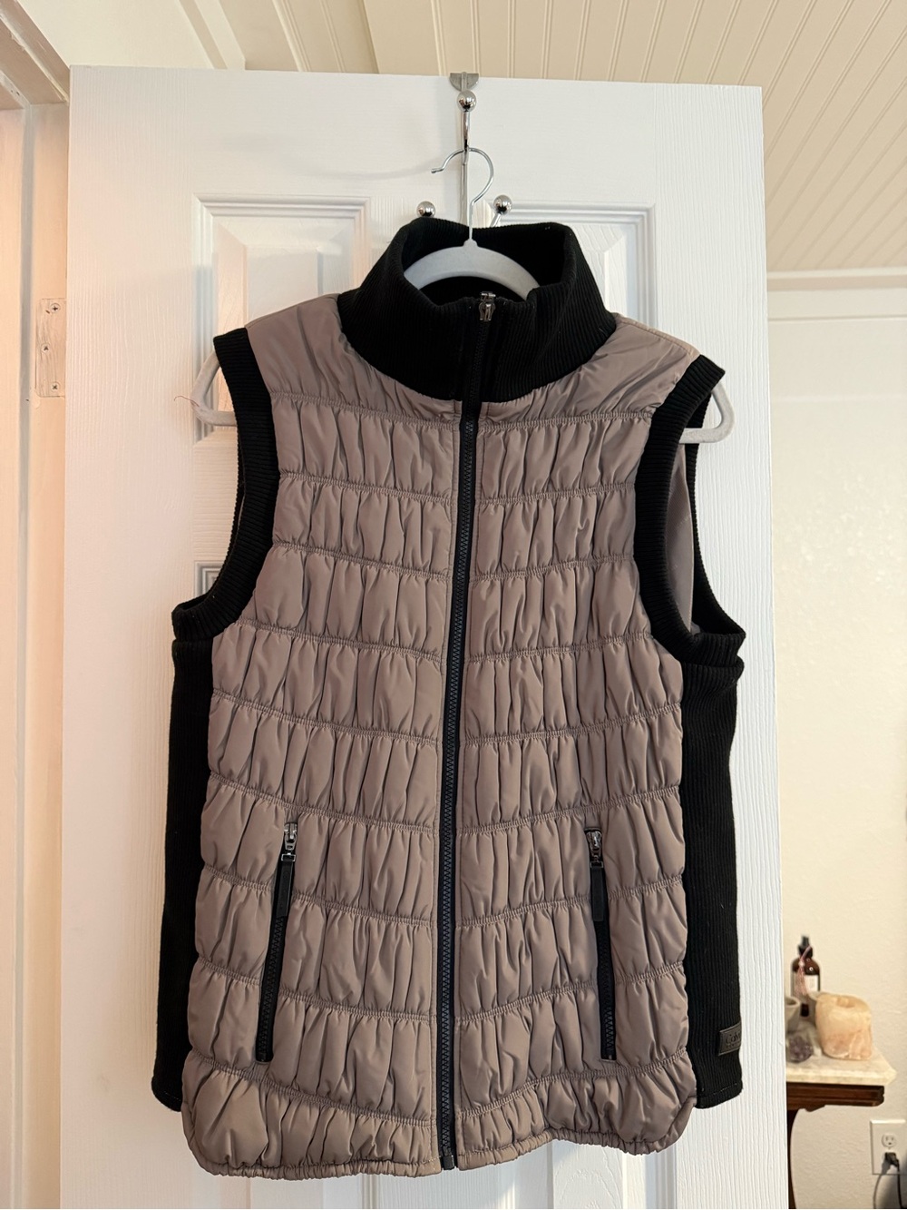 Calvin Klein Quilted Sleeveless Vest